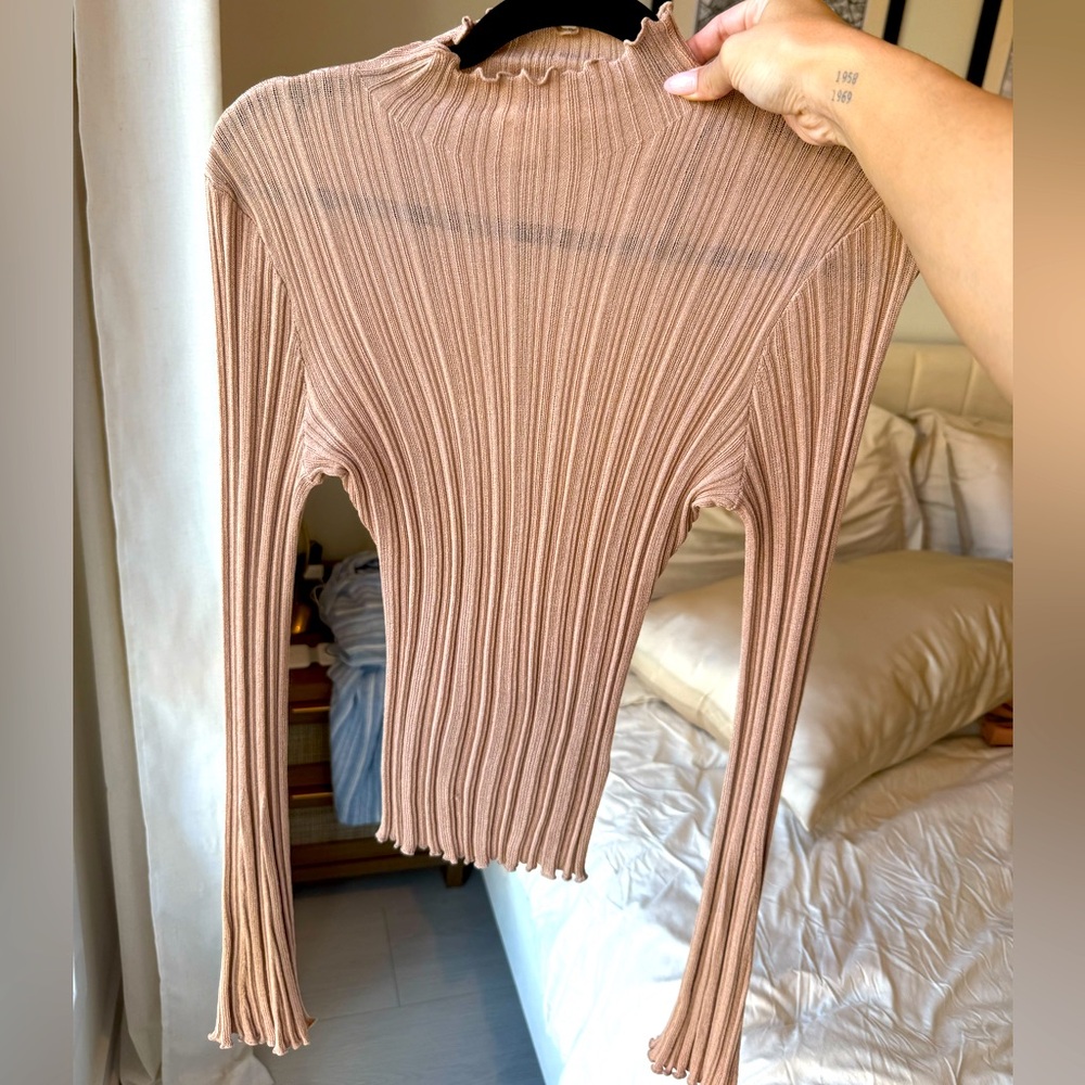 H&M Ribbed Tan Long Sleeve Top - M